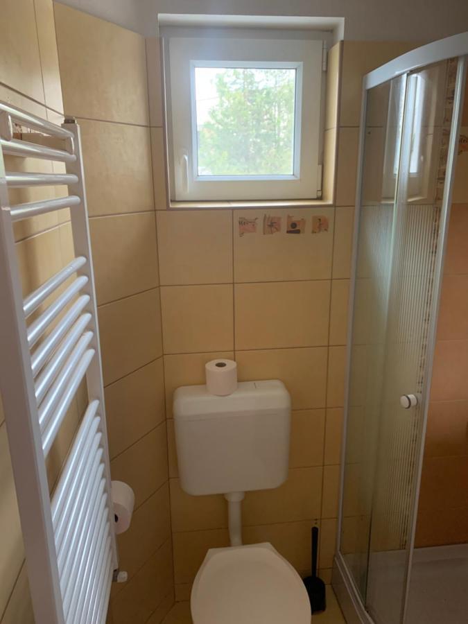 Gabor Aron Apartment ハイデゥソボスロー エクステリア 写真