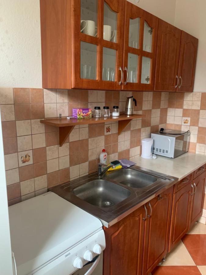 Gabor Aron Apartment ハイデゥソボスロー エクステリア 写真